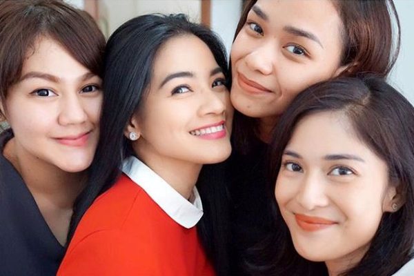 Penyanyi Artis, Asal Bengkulu Titi Kamal yang Dikenal Lewat Film Ada Apa Dengan Cinta ( AADC )